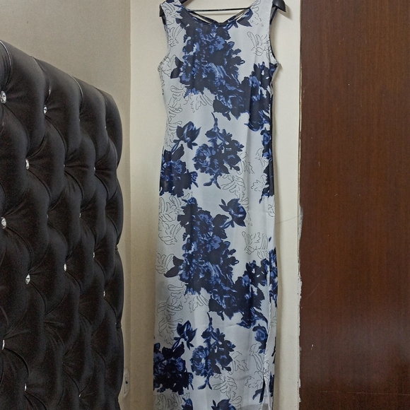 Belle Fille Creme Blue Maxi Dress - Picture 4 of 12